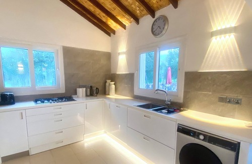 Kyrenia District House | Peaceful bungalow beautifully presented with pool 5 mins to beach Lapta KYRENIA