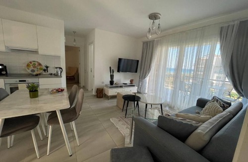 Bafra Apartment | Peaceful Run-a-way Apartment by the Beach