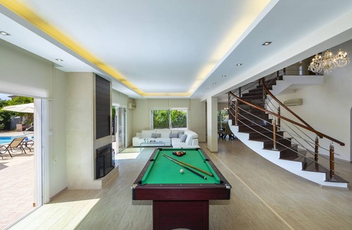 Pervolia Villa | Pervolia Nirides Seaside Mansion 7