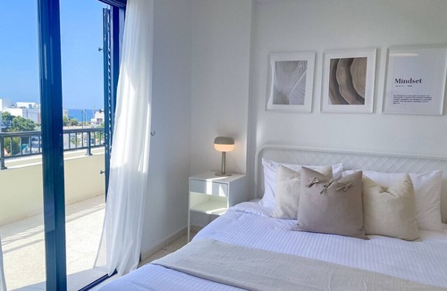 Paphos Apartment | Phaedrus Living: Byzantium Modern City Flat