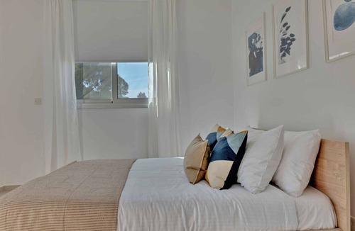 Strovolos Apartment | Phaedrus Living: City Center Residences Emerald