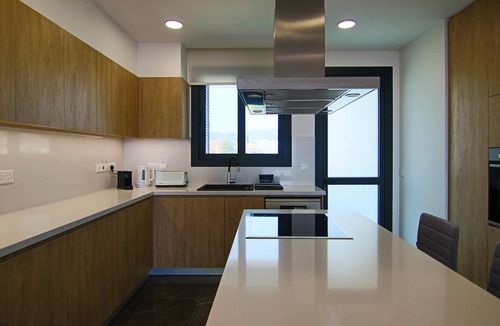 Agios Athanasios Apartment | Phaedrus Living: Sea View Anna Residence 302