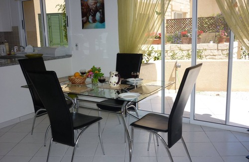 Polis Villa | Polis villa rental with shared pool, Wi-Fi, balcony, terrace and air con