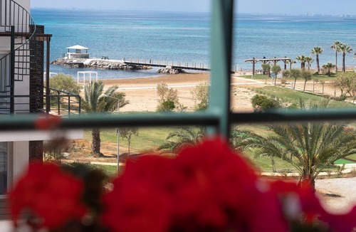 Bafra Apartment | Poseidon Apartment with Sea View