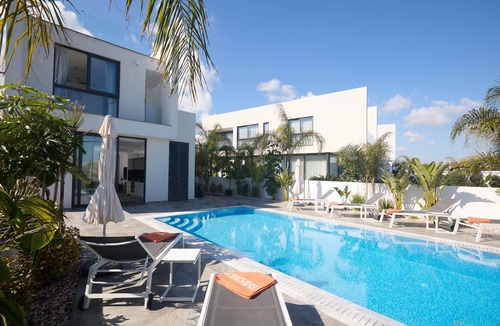 Pernera Cottage | Protaras Almaria Villa ALM28 - a villa that sleeps 6 guests in 3 bedrooms