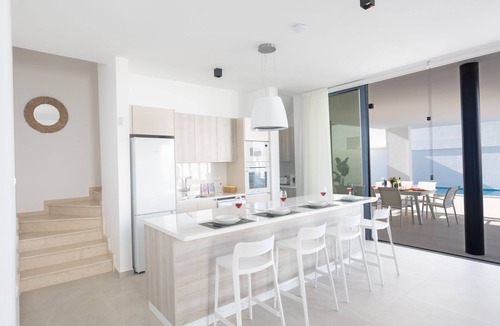 Protaras Cottage | Protaras Aqua Pearl Villa AQ16 - a villa that sleeps 9 guests in 4 bedrooms