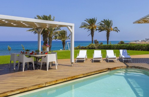 Pernera Villa | Protaras Beachfront Dream Villa
