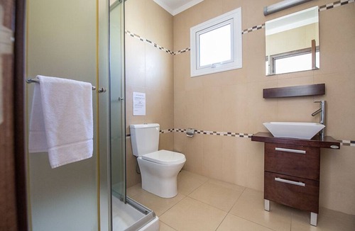Pernera Villa | Protaras Holiday Villa CL19 - a villa that sleeps 7 guests in 3 bedrooms