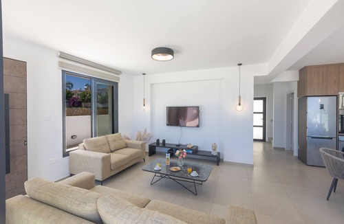 Kapparis Cottage | Protaras Holiday Villa TI39 - a villa that sleeps 6 guests in 3 bedrooms