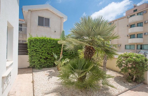 Pernera Cottage | Protaras Mandali Villa MA14 - a villa that sleeps 6 guests in 3 bedrooms