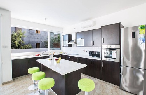 Kapparis Cottage | Protaras Pearl Villa PE15 - a villa that sleeps 6 guests in 3 bedrooms