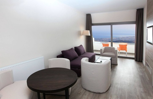 Droushia Apartment | R 255 Hotel Paphos Family Suite Sea Views Incl Breakfast