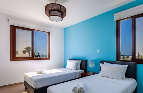 Paphos Villa | R 3032 Villa Eve With Air Conditioning ,Kitchen Utensils & Coffee Maker.