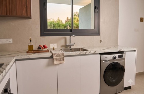 Anarvagos House | Rodia | Ground Floor 2-BR Garden Apt |