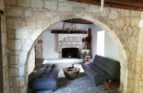 Lasa House | Romanos Villa