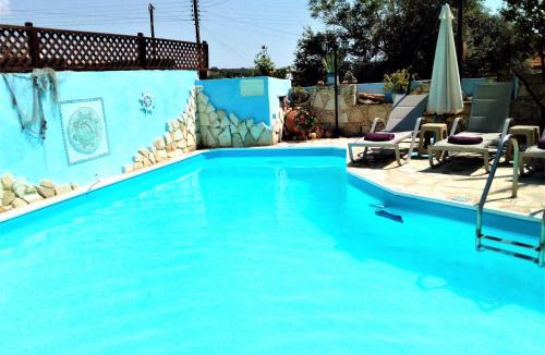 Peristerona House | Rose Garden Villa Peristerona