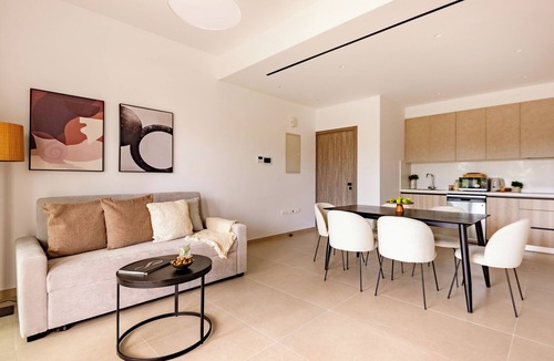 Limassol Apartment | Sanders Breeze - Bright 2 bdr apartment with balcony