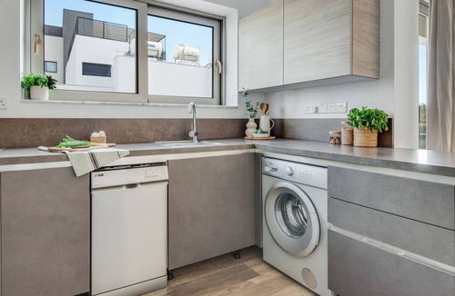 Potamos tis Germasogeias Apartment | Sanders Evolution - Cute 3-Bdr Apt w/ Shared Pool