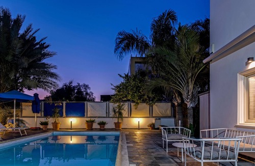 Pentakomo Villa | Sanders Governor's Beach House - Charming Villa With Sea View