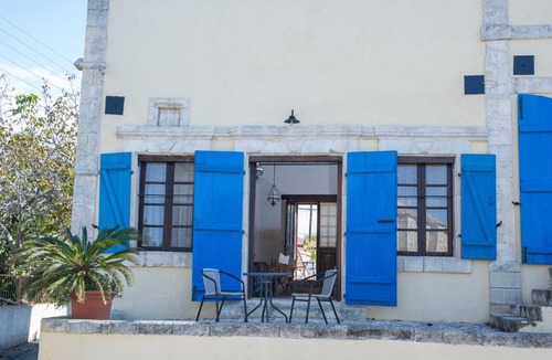 Droushia Apartment | Sappho Manor House