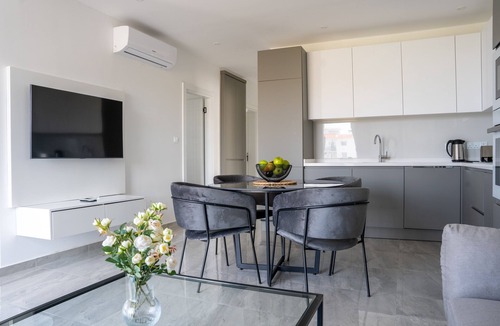 City Centre House | Sea Magic Royal D5