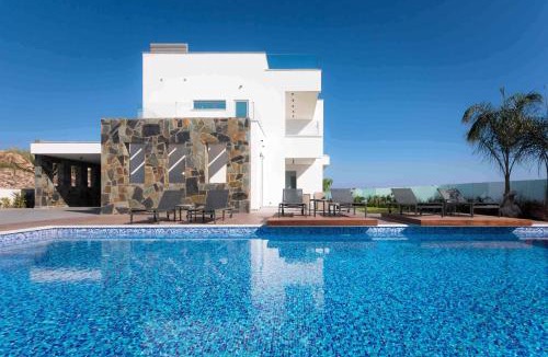 Ayia Napa Villa | Sea Pearl Beachfront Villas - Breeze