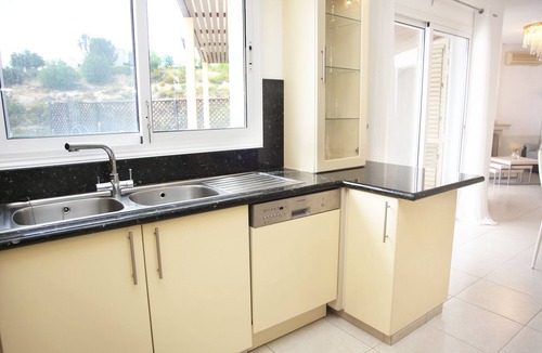 Tala Villa | Sea View 3 Bedroom Villa in Central Tala