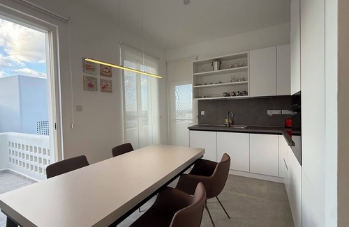 Yesiltepe Apartment | Sea View Apartment in Kyrenia Pool Terra Okaliptus