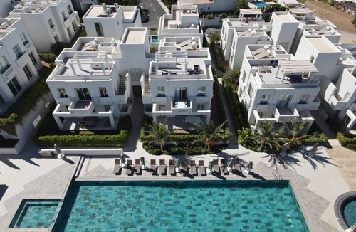 Kyrenia Apartment | Sea View Apartment in Kyrenia Pool Terra Begonvil