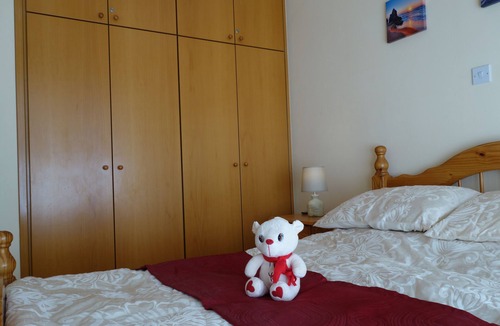 Peyia Town Hotel | Sea view, Large Pool Area, Spacy Balcony, Aircon, Free Wi-Fi, UK-TV