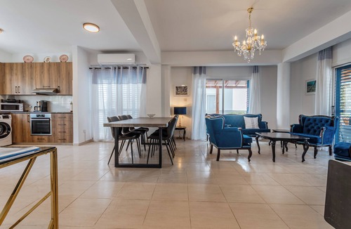 Agios Theodoros House | Seaview Sanctuary House