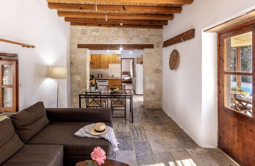 Droushia Villa | Simeon Estate in Drouseia