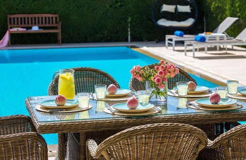 Giolou House | Situated in the inland region of Miliou, this stylish villa (which is next door to its sister villa