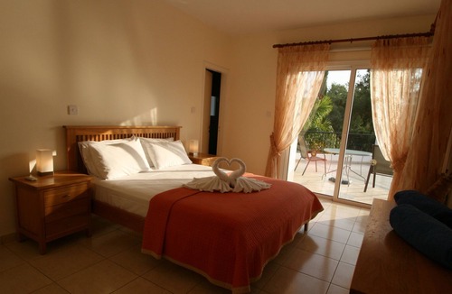 Ayia Marina Chrysochous Villa | Spacious luxury detached villa in very quiet area, both sea and mountain views.