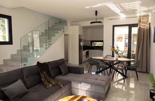 Chlorakas Villa | Special Launch Price in our Brand-New Happy-Villa!