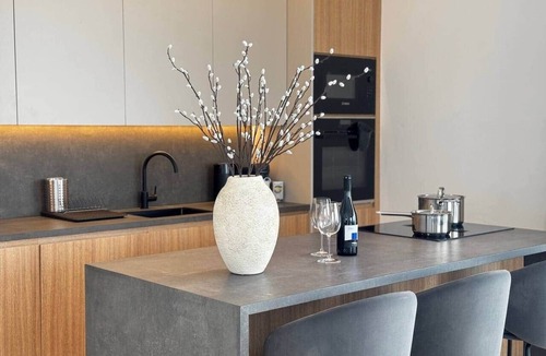 City Centre Apartment | Stasikratous Residence - 10th Floor Gym|CityCenter