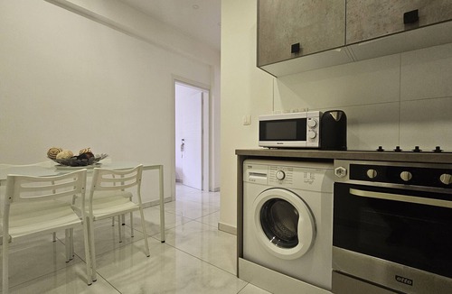 Larnaca City Centre Apartment | STAY Finnibreeze Apartment