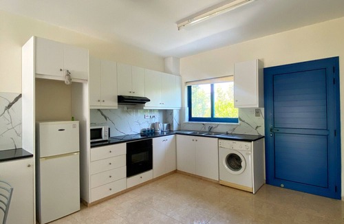 Universal Apartment | STAY Lemon Marie Apartment