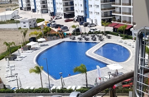 Trikomo Apartment | Studio apartment in iskele with pool and restaurants and 200 meters to sea