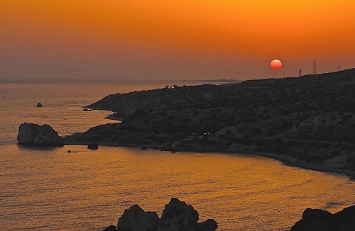 Pissouri House | Stunning 5-bedroom villa with private pool, panoramic sea and mountain views.
