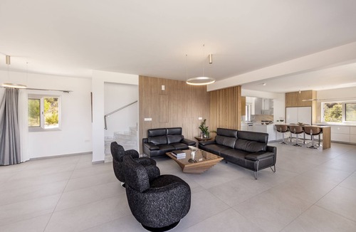 Ayia Marina Chrysochous Villa | Stunning luxury villa with panormaic views, bar and gazebo