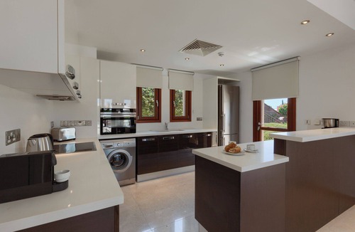 Aphrodite Hills Villa | Stunning Views & Luxury Comfort, Paphos Villa 1476