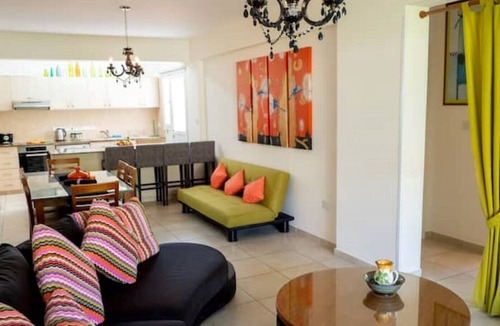 Strovolos Apartment | Stylish Large Apartment 10 minutes from the seaside