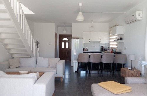 Bahceli House | Sunny corner villa in North Cyprus right by the sea