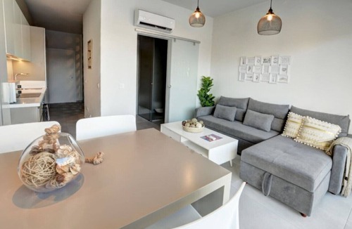 Kapparis Apartment | SunnyVillas: Suite Mythical*GYM*Swimming Pool*S12