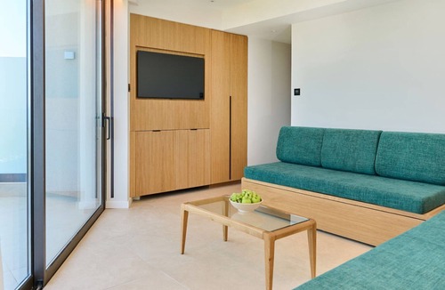 Pernera Hotel | Sunrise Emerald