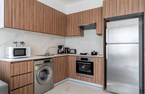 Livadia Apartment | Taupe’s 2-Bedroom Apartment & Balcony in Larnaca