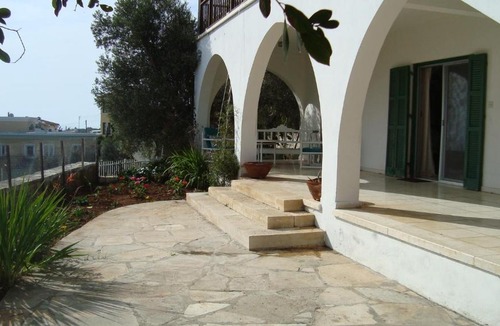 Episkopi House | The Bishops Seat