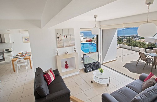 Latchi Villa | The Complete Guide to Renting Your Exclusive Holiday Villa in Latchi with Private Pool and Close to the Beach