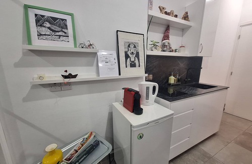 Paphos Apartment | The studio offers cleanliness, peace and comfort, for a pleasant, relaxing stay!
